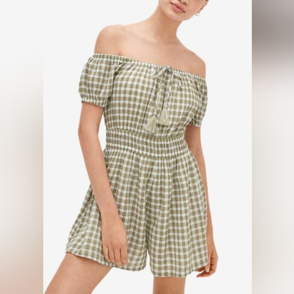 American Eagle Outfitters Pants - AE Pale olive green gingham check off shoulder Genesis romper with smock waist